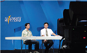 代表亮睛工程接受海南省电视台专题采访