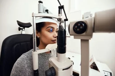 ICL晶体植入术,高度近视可以做近视手术吗